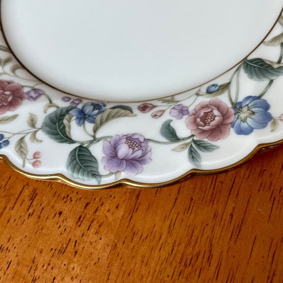 NORITAKE La Prada  8" Salad Plate Bone China Floral Discontinued - Picture 7 of 10